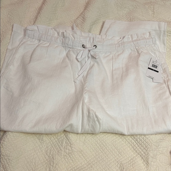 White Linen Pants - Picture 1 of 3
